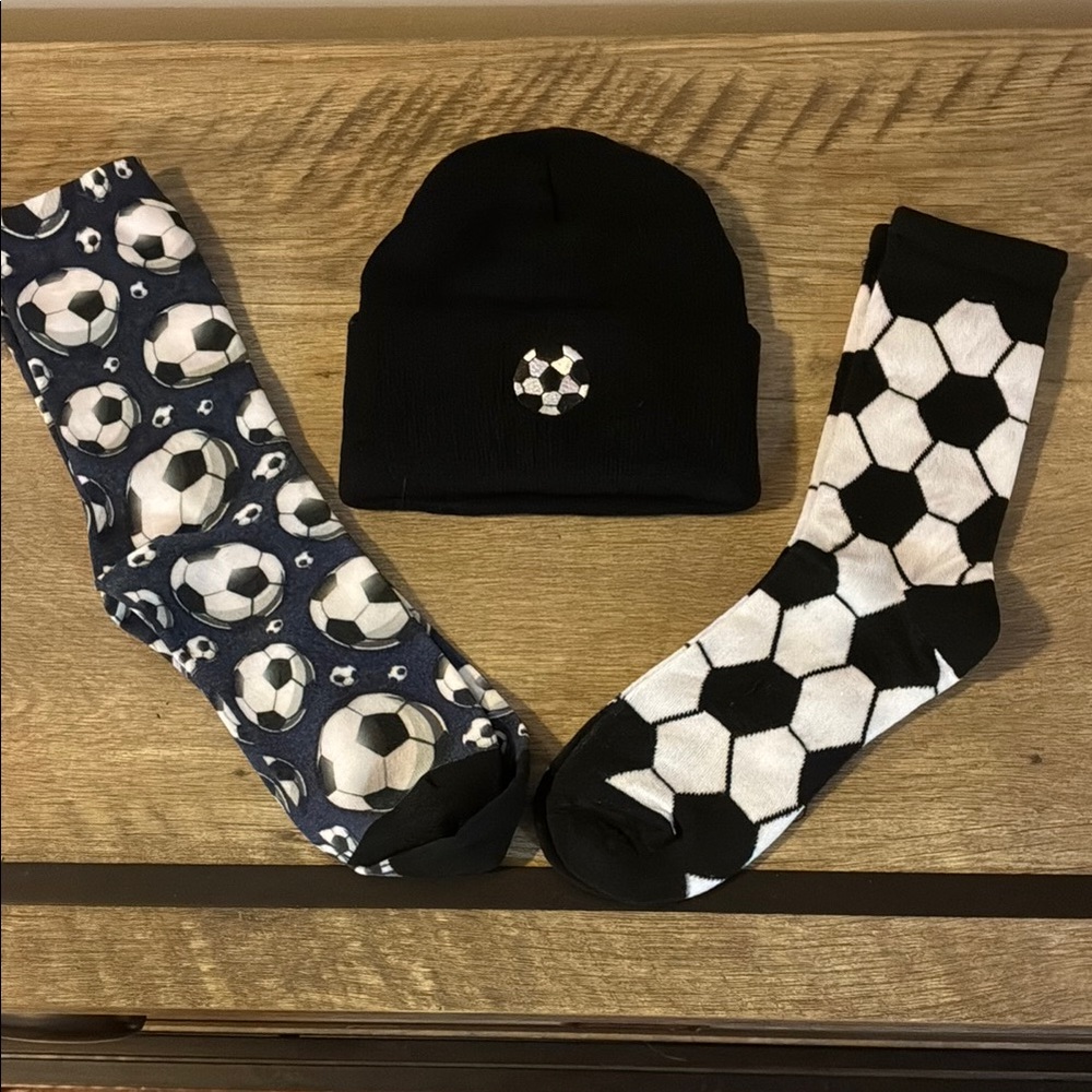 Source Unknown Soccer-Themed Kids Socks & Hat Set - Black and Blue